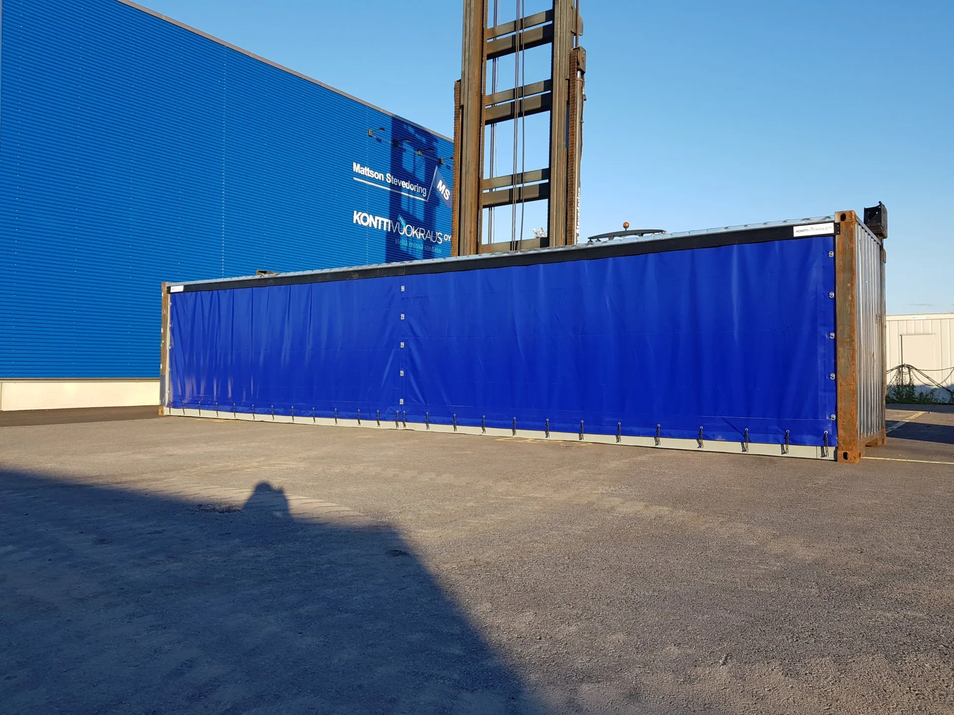 20170903190102 (1) 40′ Storage Container With Tarpaulin Wall - Image 1